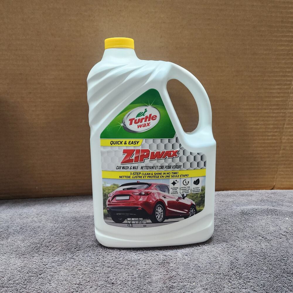 New Turtle Wax Zip wax carwash and wax new unopened bottle K
